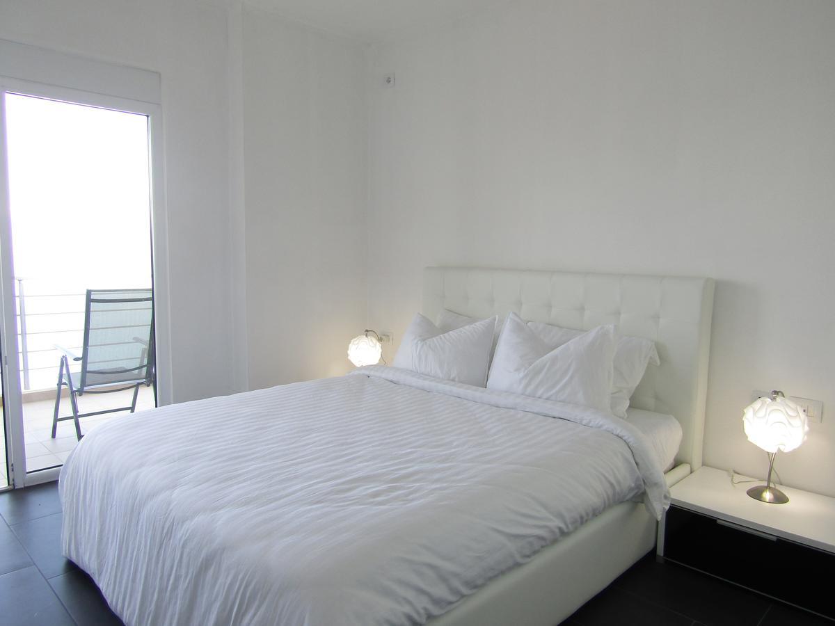 Beach&Seaview With Terrace ซารานเดอ ภายนอก รูปภาพ